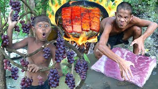 Primitive Technology  Meet Rech Fruit amp Cook Food Eating Kmeng Prey [upl. by Angil908]