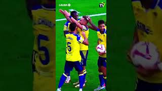 🚀 El cohete de Ontiveros para marcar el primero en su cuenta CádizCF Ontiveros LALIGAHIGHLIGHTS [upl. by Enrev847]