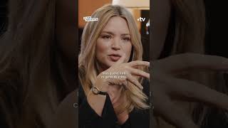 Virginie Efira m’explique comment se déroulent les scènes de sexe au cinéma ⬆️ francetv [upl. by Baxie]