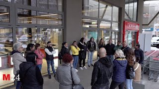 Eurospar Varese la protesta dei lavoratori [upl. by Reivazx]