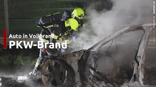 PKW in Vollbrand Zwei Feuerwehren bei Fahrzeugbrand auf Welser Autobahn in Marchtrenk im Einsatz [upl. by Gnilrad]