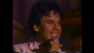 Juan Gabriel  La Farsante  En Vivo en El Patio 1986 [upl. by Yeslehc]