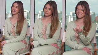 Hailee Steinfeld Hot Green Dress Interview [upl. by Myrlene]