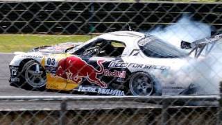 Mad Mike RX7 Drift Demo  NZV8s Pukekohe Raceway 2010 [upl. by Martguerita]