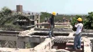 Demolición de los escombros del terremoto de Managua 39 años [upl. by Capp7]