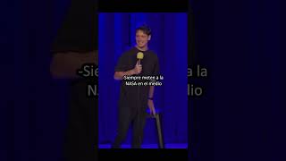 Rayos y Agujeros shorts LucianoMellera Comedia standup standupcomedy [upl. by Annaig466]