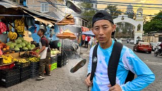 Fui al barrio de iglesias y zapatos colgados en Tegucigalpa Honduras  Aldea Suyapa [upl. by Branscum]