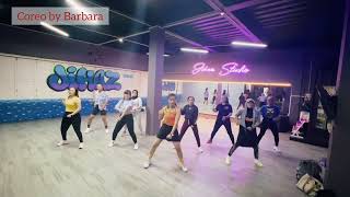 ZUMBA BARBARA  Bun Up the Dance X Macarena  Fhirto X Aldo  Coreo By Barbara  Jihaz Studio [upl. by Ahsea]