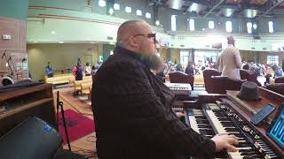 Worship snippet  Greater Mt Sinai COGIC Youth Sunday  92323  Dan quotSpiffyquot Neuman on organ [upl. by Gylys79]