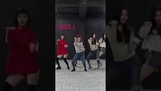 Nancy and momoland members dancing is so cool [upl. by Lempres]