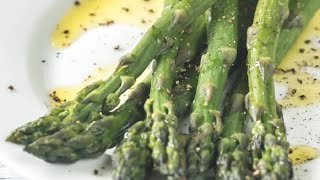 Asparagi saltati in padella [upl. by Basham]