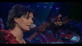 Kasey Chambers  Nullarbor Song Live [upl. by Hi]