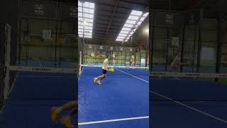 Un exercice à ABSOLUMENT pratiquer  🧠🎾 padel padelpractice padeltraining [upl. by Rosenquist]