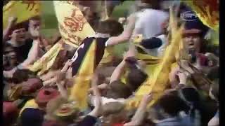 Scottish hooligans tear down the goalposts at Wembley Stadium  1977 [upl. by Ordep]