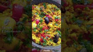 Paella cu orez și fructe de mare [upl. by Grantland453]