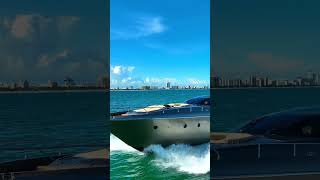 Riva Folgore 88 in Miami Beach [upl. by Annaihs]