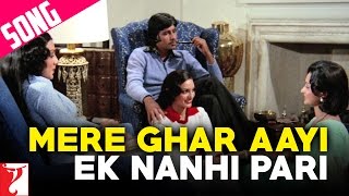 Mere Ghar Aayi Ek Nanhi Pari  Kabhi Kabhie  Amitabh Waheeda  Lata  Kids Song  Hindi Old Song [upl. by Erised]