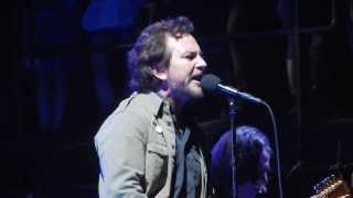 Pearl Jam  Steve Gleason introduces Pearl Jam into Sirens live  Voodoo Experience 11113 [upl. by Tillo]