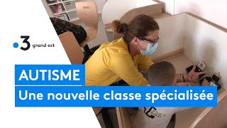 Autisme  une nouvelle classe spécialisée dans lAube [upl. by Aroc]