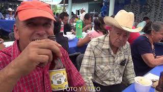 UN RECORRIDO CON LAS CAMARAS A LOS INVITADOS DURANTE LA COMIDA EN LA BODA DE ENEDINA Y LUCIO [upl. by Gen]