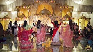 Maida Maida  Afghan Dance by Pakistani Girls  Pakistani Weddings 2020 [upl. by Uriia]