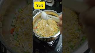 Masala khichdi recipe 😋yummyfood youtubeshorts [upl. by Wanda]