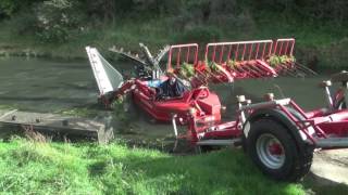 Waterbeheer  Onderhoud van sloten taluds en tochten  Maaiboot Griekspoor [upl. by Wane]