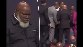 Bishop T D Jakes has slight health incident during Sunday service church says he in stable condition [upl. by Amalbergas]