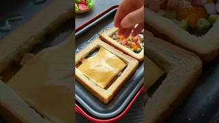 Quick and easy egg sandwich with cheese 🍞🥚🧀 srilanka shorts happylifewithru [upl. by Finbur101]