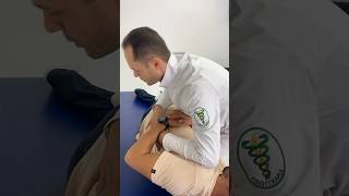 Quiropraxia Manipulação toracolombar fisioterapia chiropractor [upl. by Flatto]