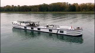 Péniche Freycinet  Rabelo  Sailing luxury barge [upl. by Odey]