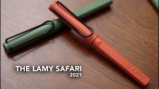 FIRST LOOK The 2021 Lamy Safari Savannah Green amp Terra Cotta Red Fountain Pens [upl. by Kcirtemed]