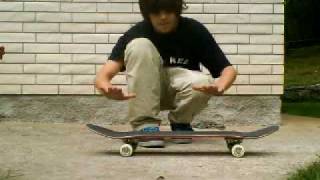 Come fare un Ollie How to ollie [upl. by Ahsiam]