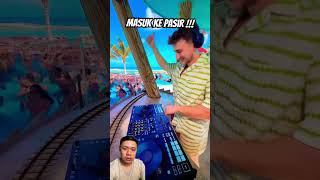 Masuk ke pasir travel tomorrowland funny cruise comedy utopiaoftheseas facts smartitems [upl. by Kall]