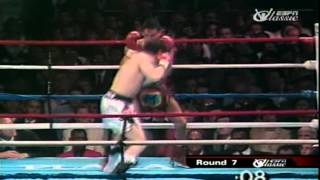 Hector Camacho Sr vs Vinny Pazienza [upl. by Alvy]