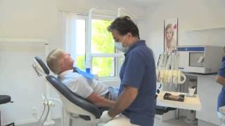 Tandläkare  HÄSSELBY Akuttandvård Dental Care [upl. by Derrek]