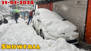 Live Snowfall in Manali  Cars stuck in Manali Snowfall ❄️ [upl. by Gayel]