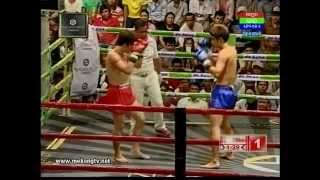 Khmer International Boxing Sen Rady vs Yusuke Ohtahara Japan 54kg 9282013 [upl. by Nananne]