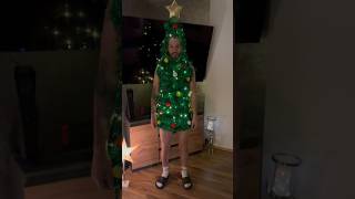 Der schönste Tannenbaum 🌲😂 tannenbaum christmas couple comedy [upl. by Fennessy397]