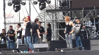 100813 BEASTB2ST  Special amp Shock Remix rehearsal  Marina Bay FANCAM [upl. by Swithin]