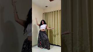 Nijamana kaadhal thaan Nilayana paadal thaan 🤍✨ youtubeshorts youtubeshortsindia dancer [upl. by Niffirg]