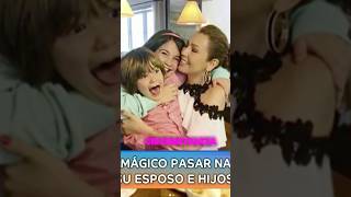 🎄 Thalia REVELA la MEJOR Navidad con sus hijos 🥰 [upl. by Aldarcie267]