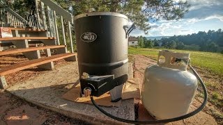 Cooking Whole Chickens In the CharBroil Big Easy [upl. by Nayb879]