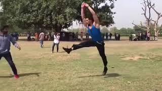 Tiger Shroff Live Stunt For Baaghi 2 [upl. by Leila115]