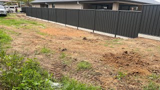 How To Properly Install A GOODNEIGHBOUR COLORBOND FENCE With A Underneath Fence Plinth [upl. by Radbourne]