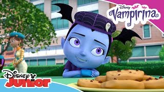 Vampirina  Potworne ciasteczka Vampiriny  Tylko w Disney Junior [upl. by Joly]