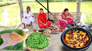 গ্রাম্য পদ্ধতিতে মায়ের হাতে চুঁইঝাল দিয়ে দেশি মুরগির মাংস রান্না সাথে কোলাই শাক ভাজা [upl. by Silverstein584]