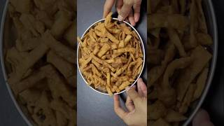 गेंहू के आटे का खस्ता नाश्ता  Wheat Flour Dry Snacks  Aata Namakpara Recipe shorts [upl. by Georgina]