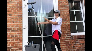 Große Fenster putzen  Glasflächen effektiv amp streifenfrei mit FenWi Fensterwischer amp Teleskopstange [upl. by Nylkoorb]