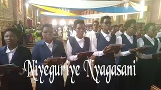 Niyeguriye Nyagasani  Saint Aloys Ijenda [upl. by Fayola]